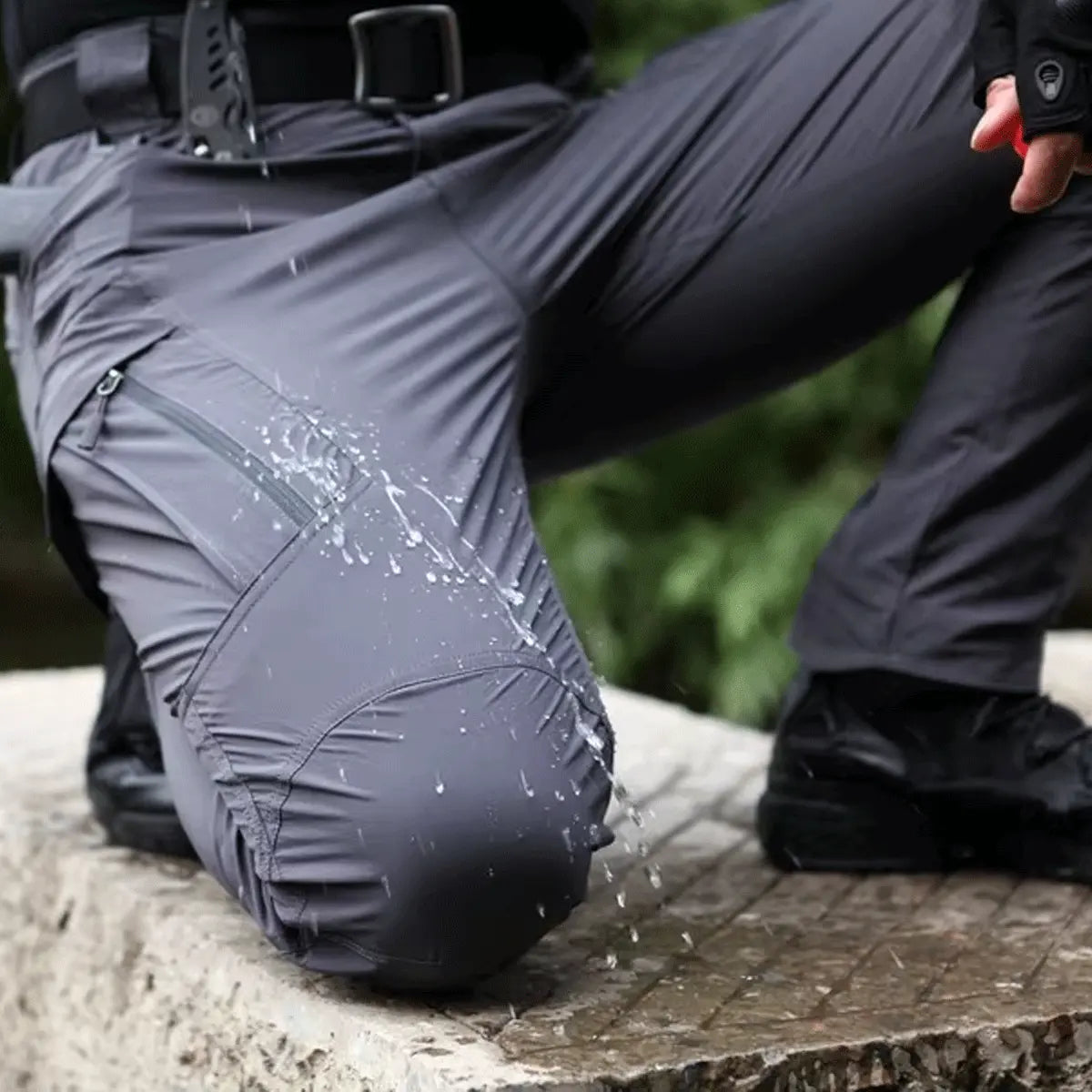 Battle-Ready Tactical Trousers with Free Belt – Gear Up for Adventure!